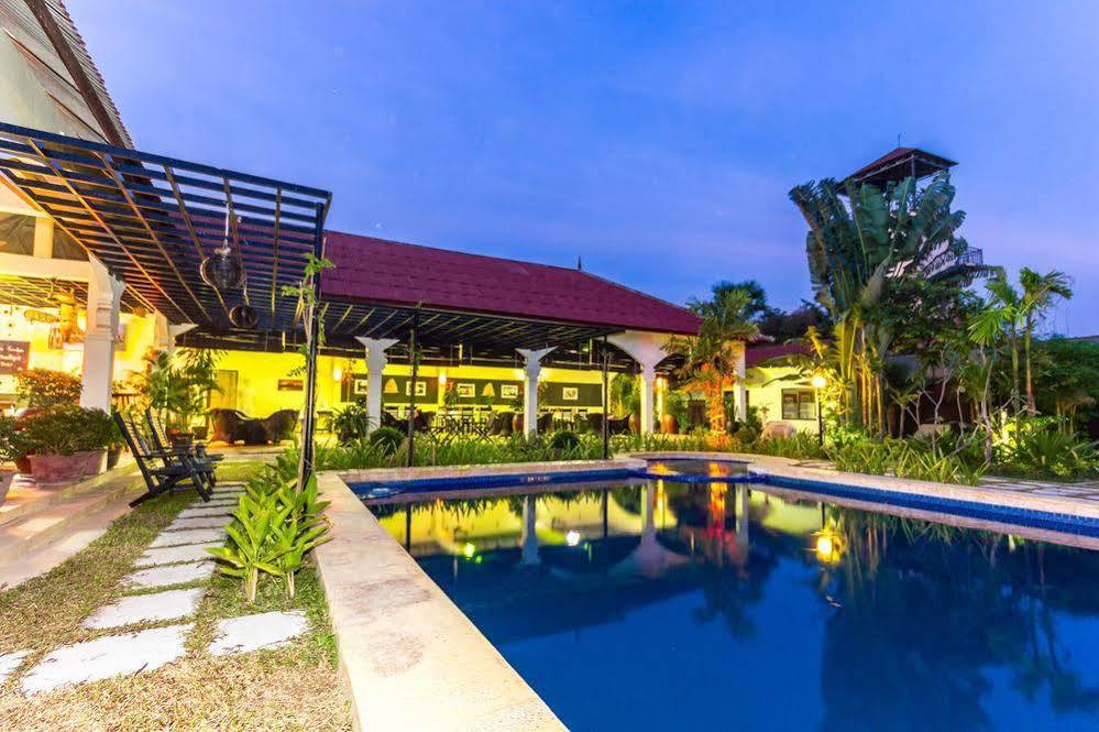 Lotus Lodge Siem Reap Exterior photo