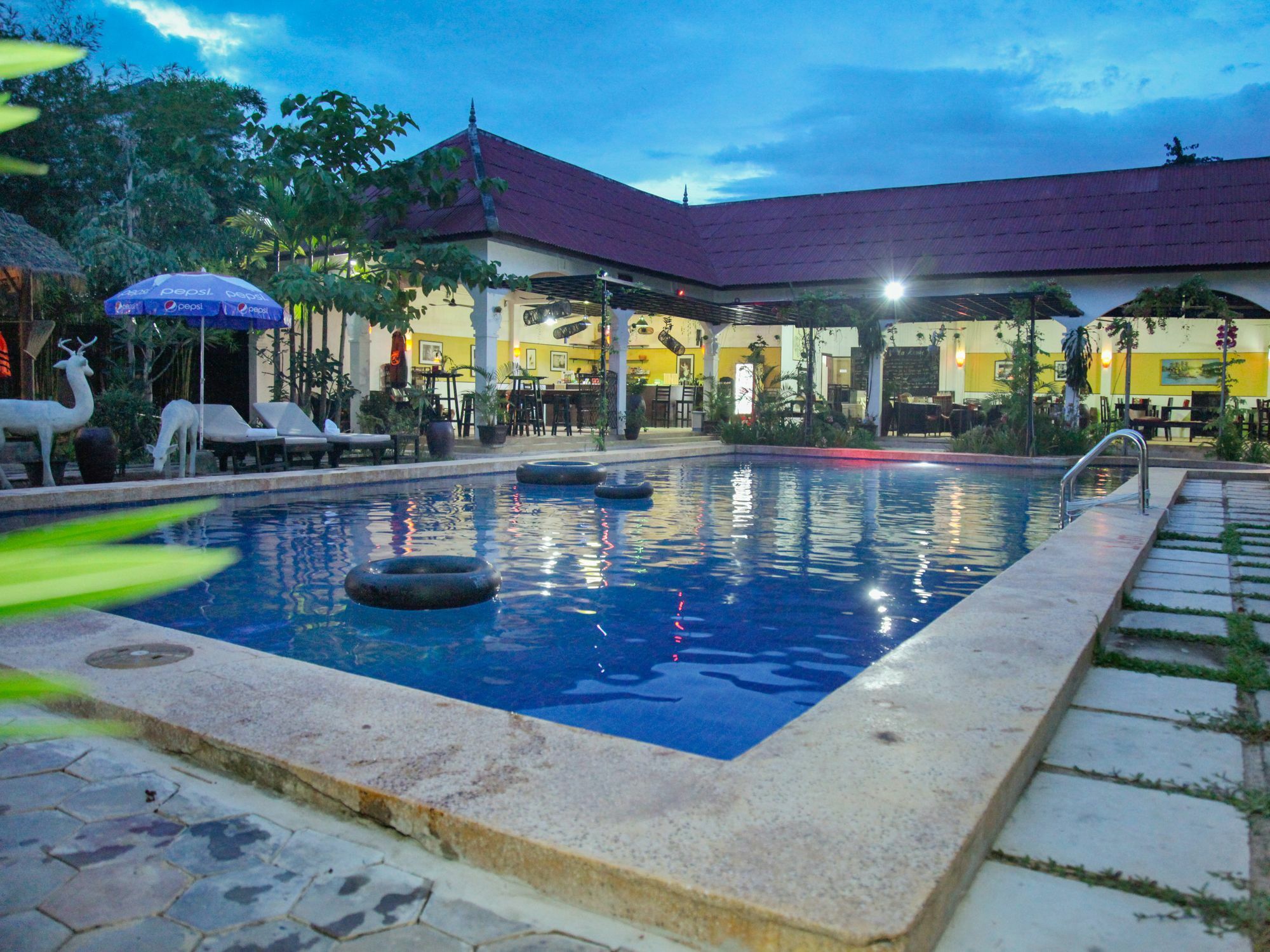 Lotus Lodge Siem Reap Exterior photo